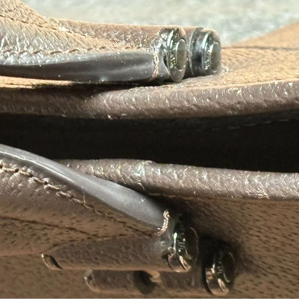 Tumi like new